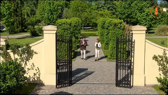Portón de ingreso a una estancia